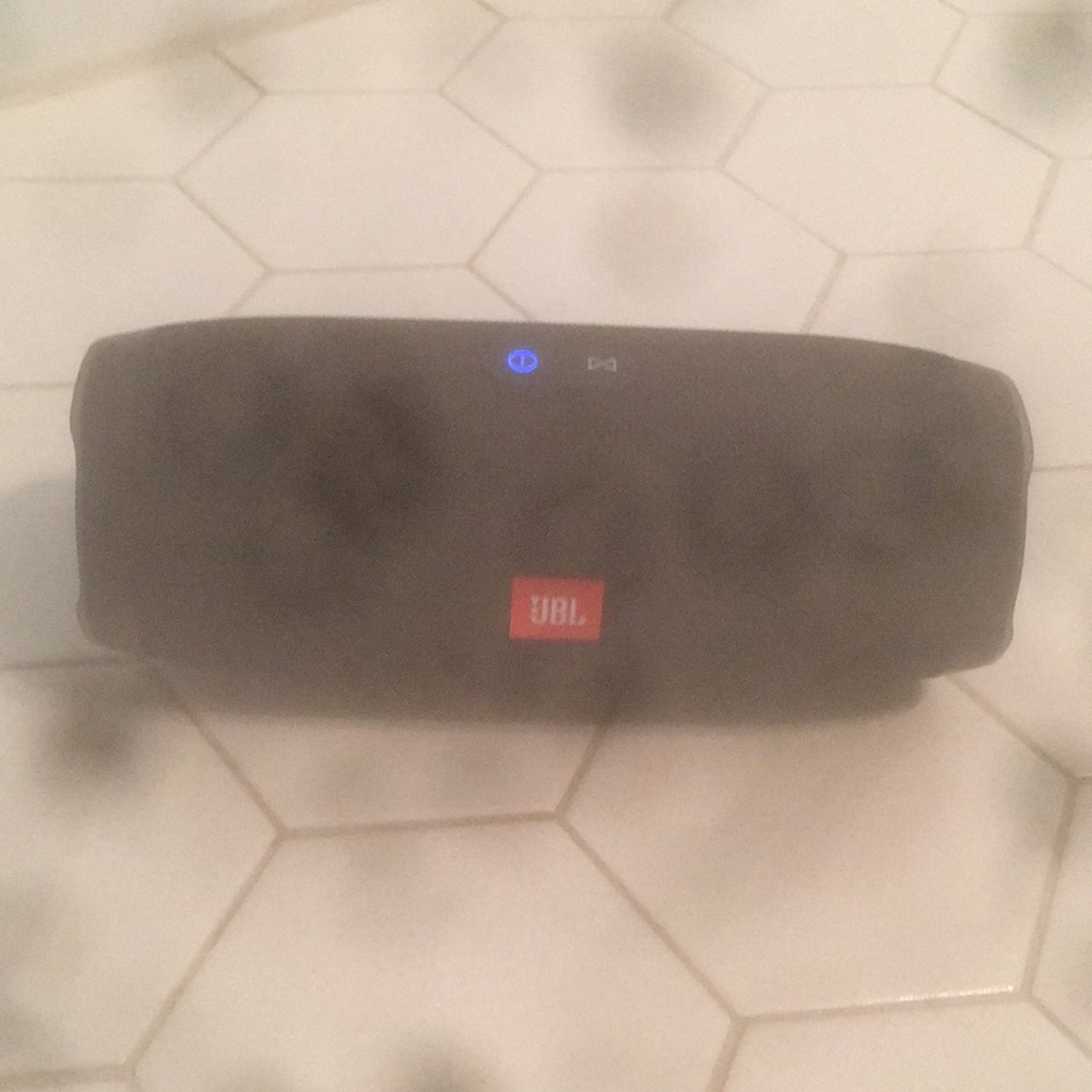 JBL Charge 3 Speaker